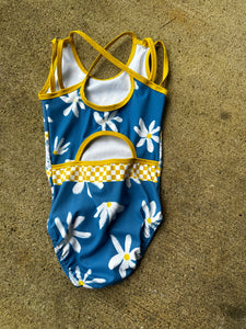 Daisy “Bristol” Leo ‼️PREORDER‼️
